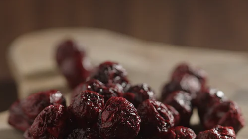 DIY Cranberry & Vanilla Extract