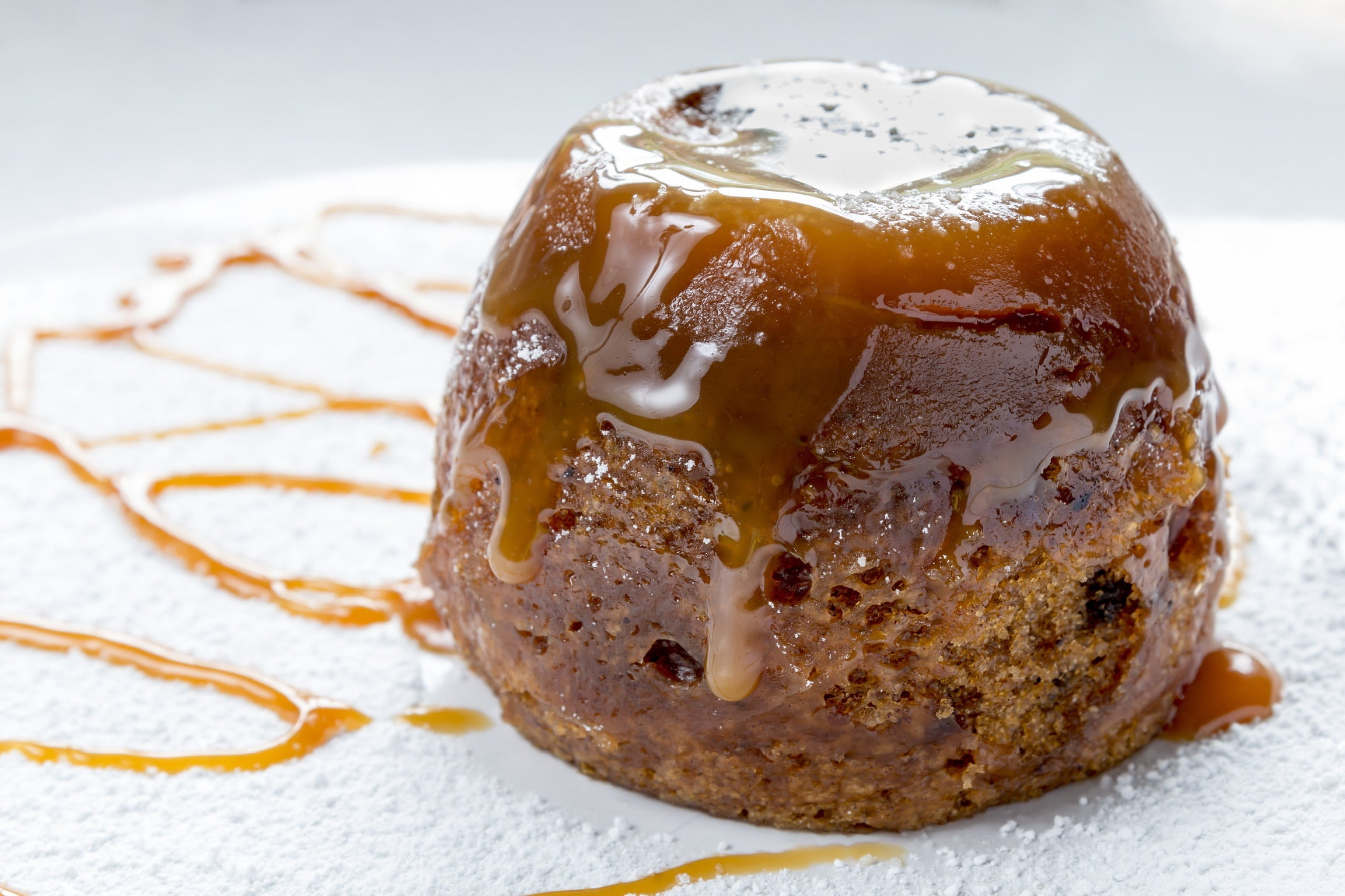 STICKY TOFFEE PUDDING CAKE