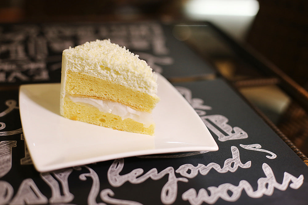 Coconut lemon Cake