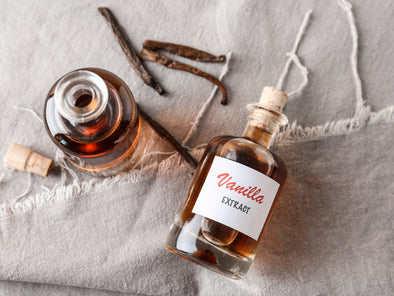 Alcohol Free and Low-Carb Homemade Vanilla Extract