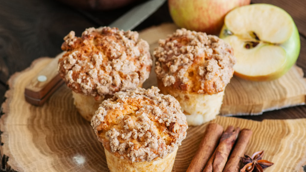 Cinnamon Apple Crumble Muffins